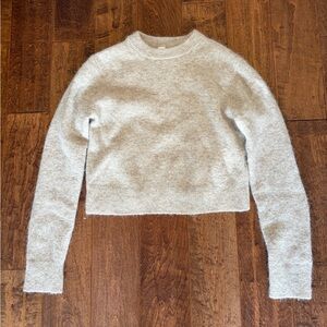 Lululemon Cropped Beige Cream Cropped Crewneck Sweater Size Medium